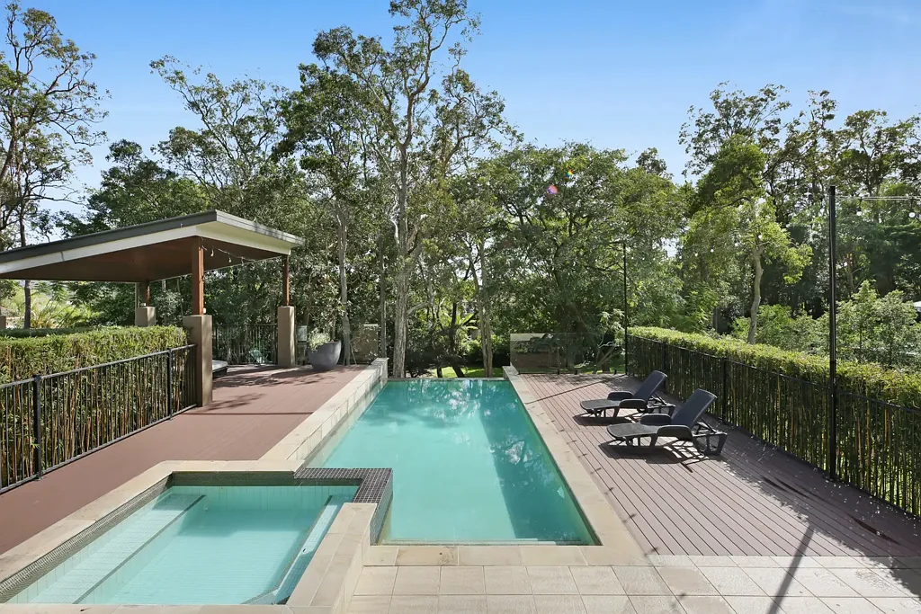 Parkwood 6房  Spawling Family Acreage Oasis in the Heart of the Gold Coast