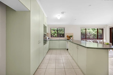 Kusina - 14 INKERMAN ST, AMAROO ACT 2914