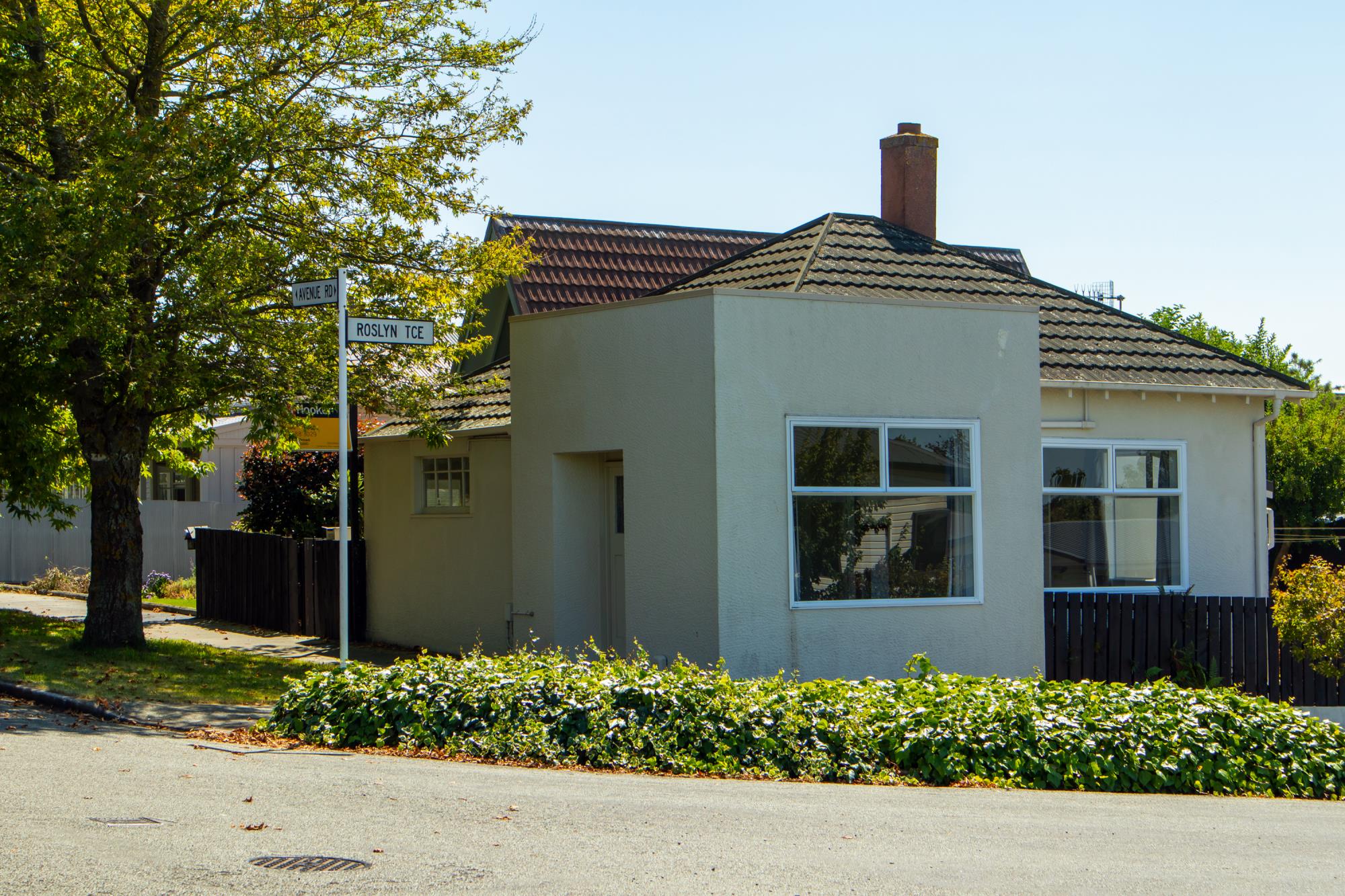 83 Avenue Road, West End, Timaru, 2 Bedrooms, 1 Bathrooms