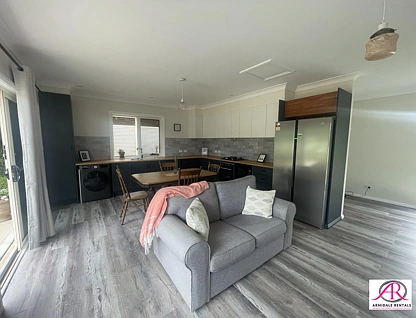 "Studio" 20 Gainsborough Lane, Armidale, Tamworth, 2 غرف, 1 حمامات, Studio
