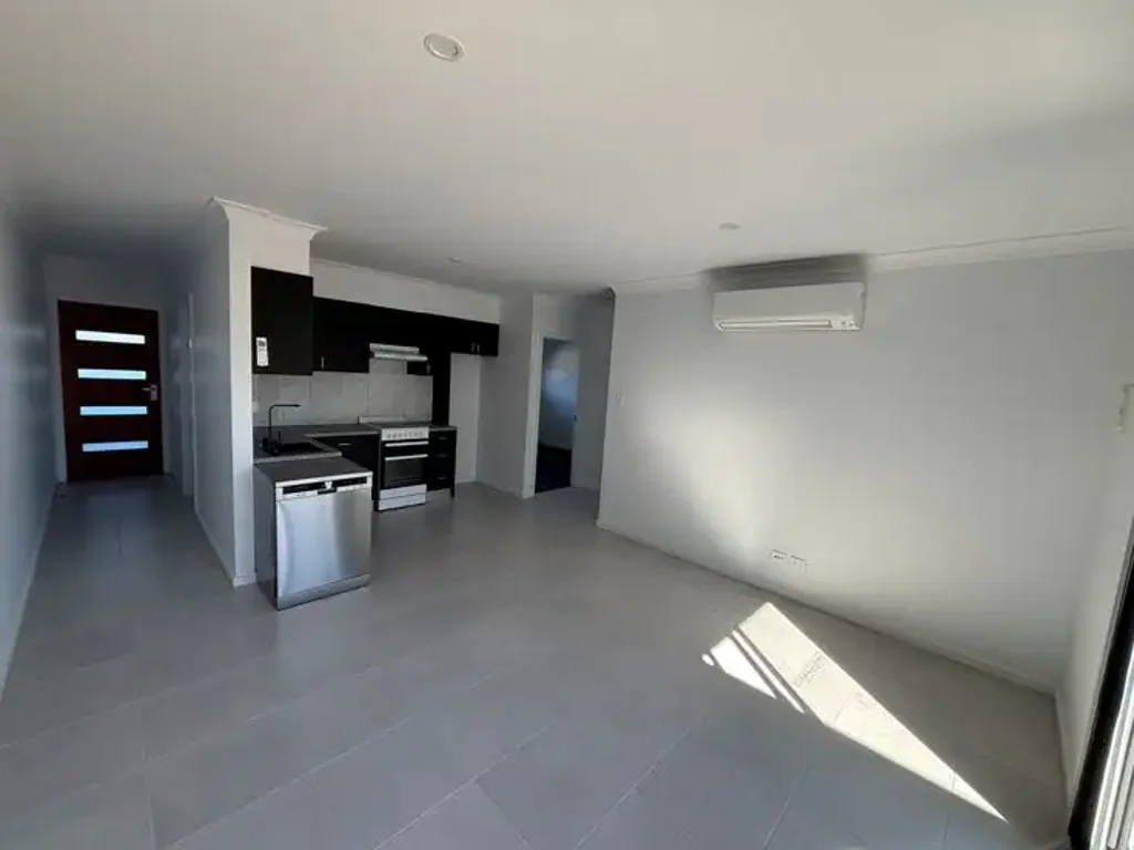 Welcome to 33a Link Road! Brand New Granny Flat with Lawn Maintenance, Internet & Water Included!