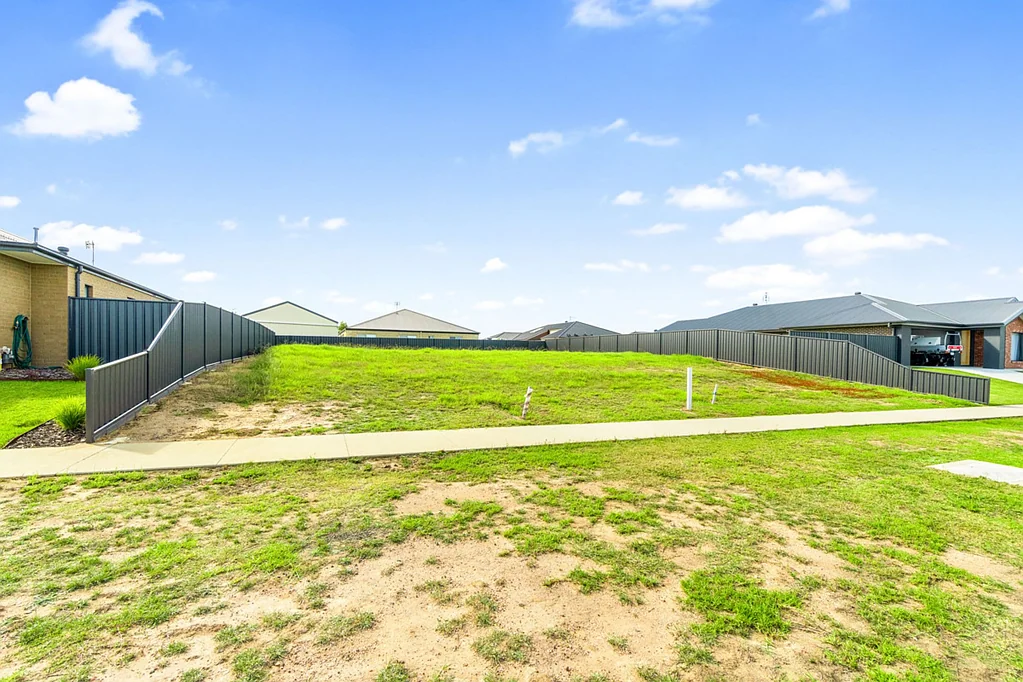 Maffra Delightful Building Block In Maffra's Newest Estate