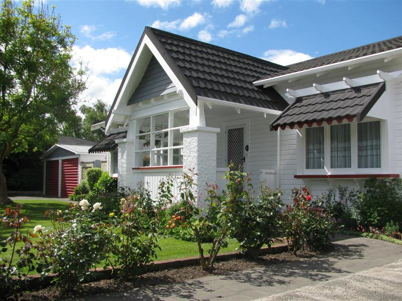 605 Henry Street, Raureka, Hastings, 3 Kuwarto, 2 Banyo