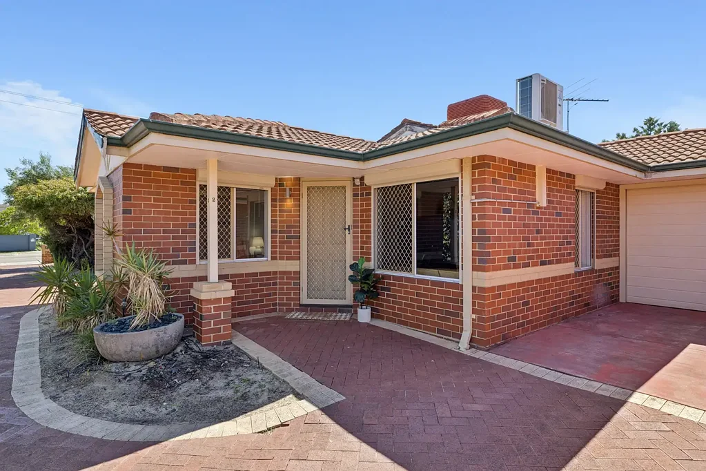 2/106 Royal Street, Tuart Hill, WA 6060