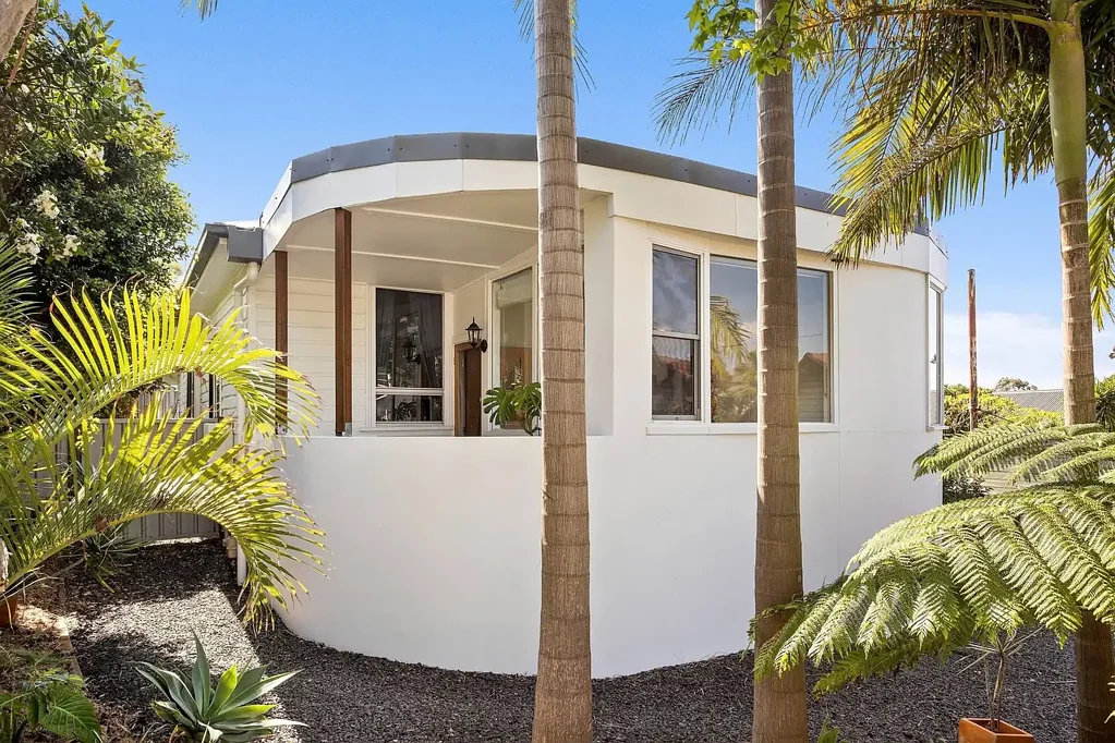 Port Kembla 3Kwarto Seaside art deco home