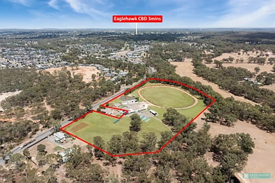 Eaglehawk 3房  Investment /Lifestyle opportunity - purpose built greyhound training/rearing complex