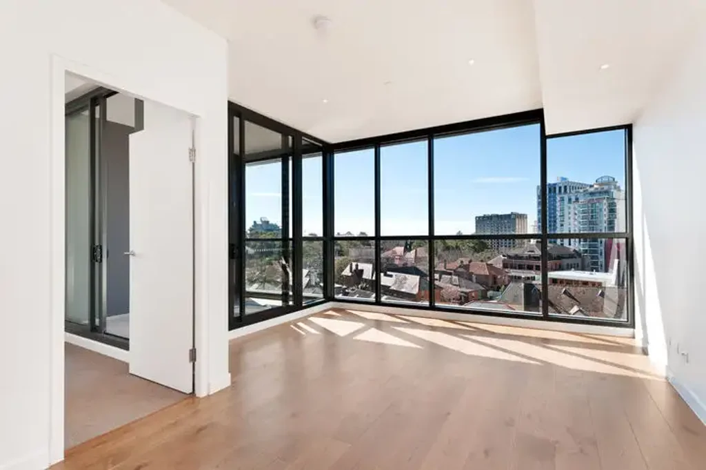 Luxurious One Bedroom Apartment with Rooftop Pool and Gym