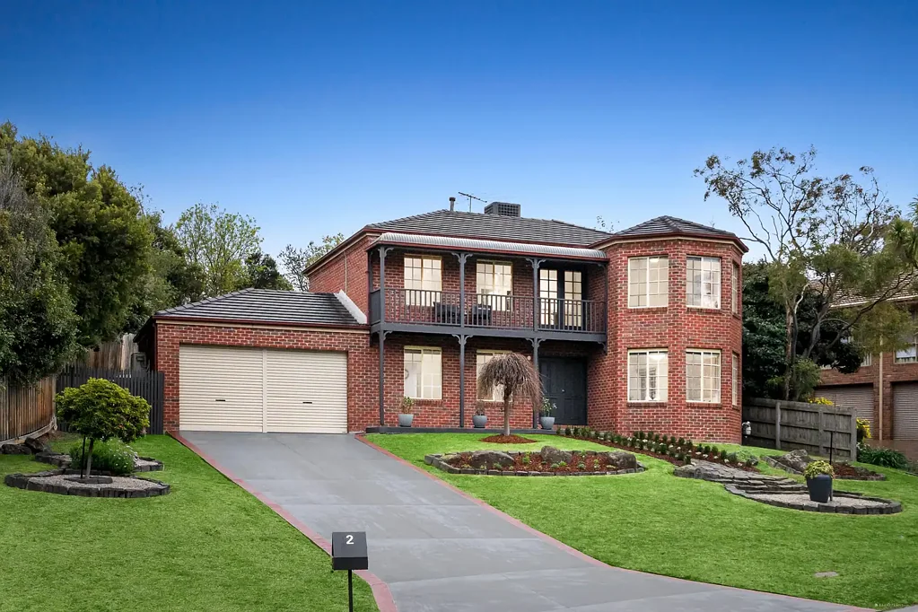 2 Tathra Place, St Helena, VIC 3088