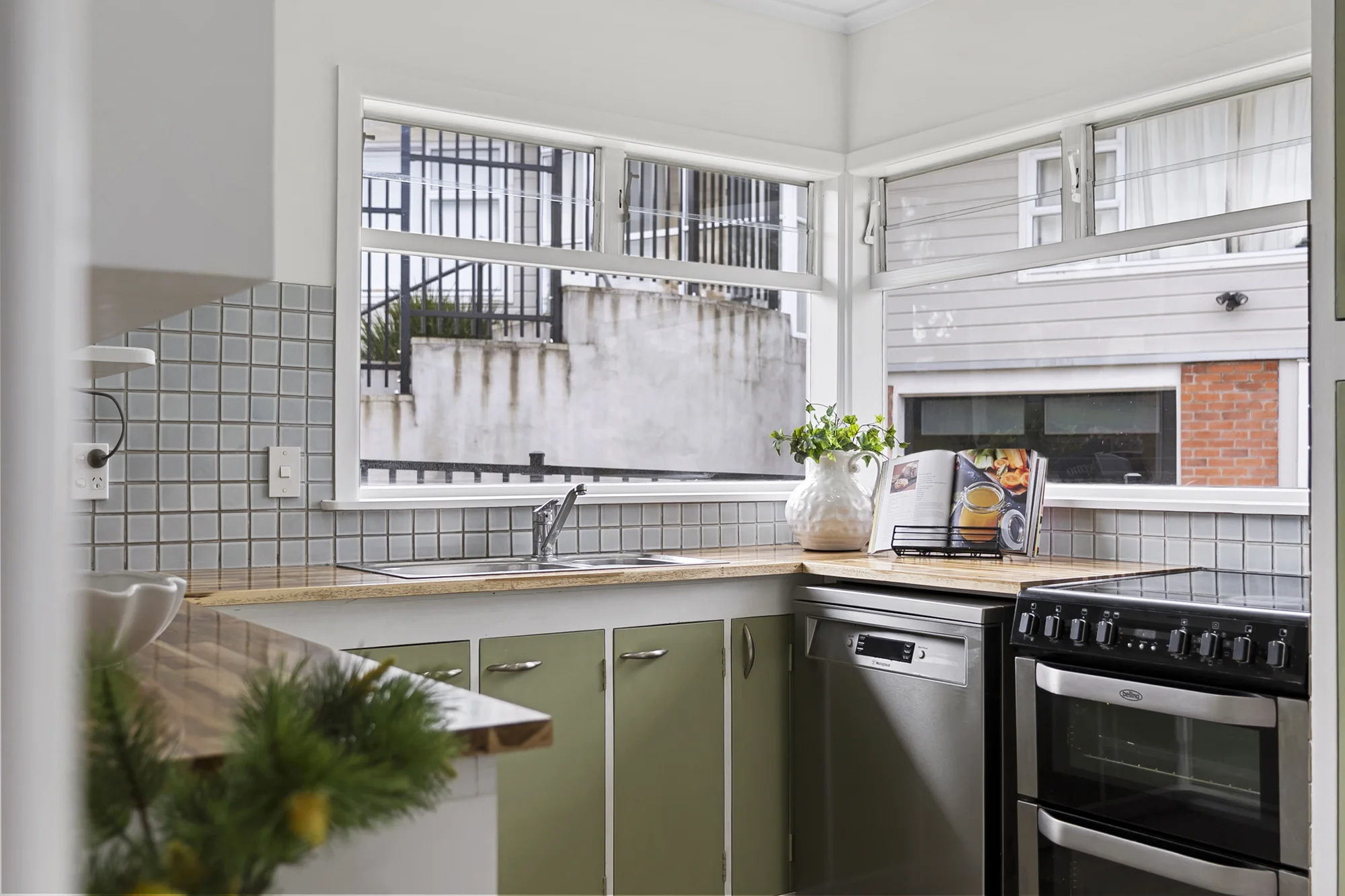 11 Dell Way, Bucklands Beach, photo 9