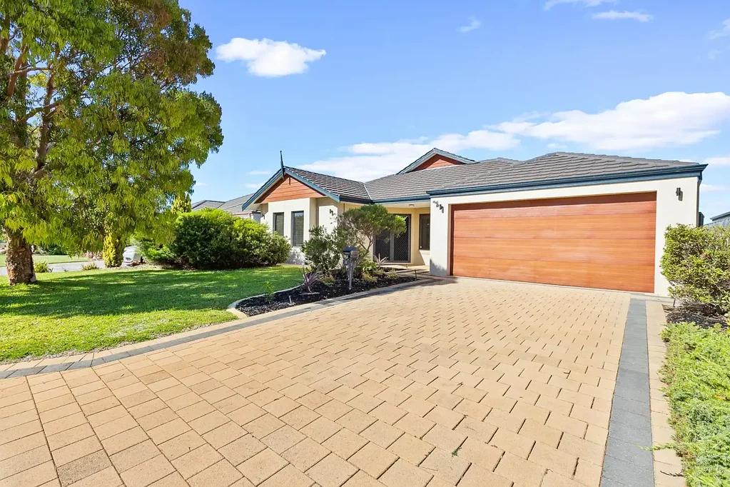5 Lunar Street, Yanchep, WA 6035