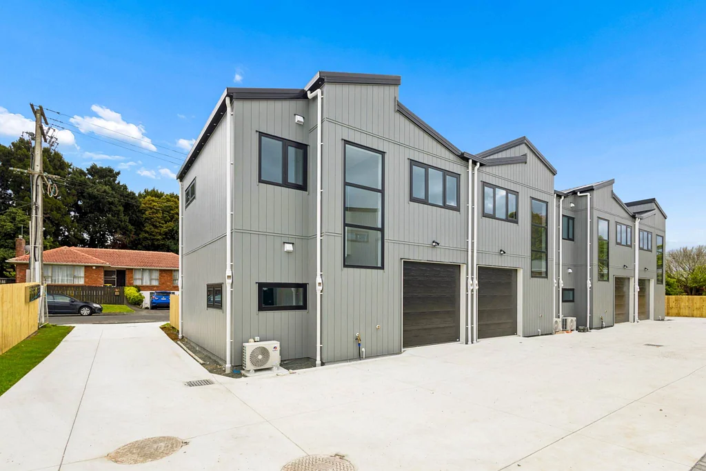 Papakura 3房  Prime Front Lot - 3 Bed, 2.5 Bath + Garage