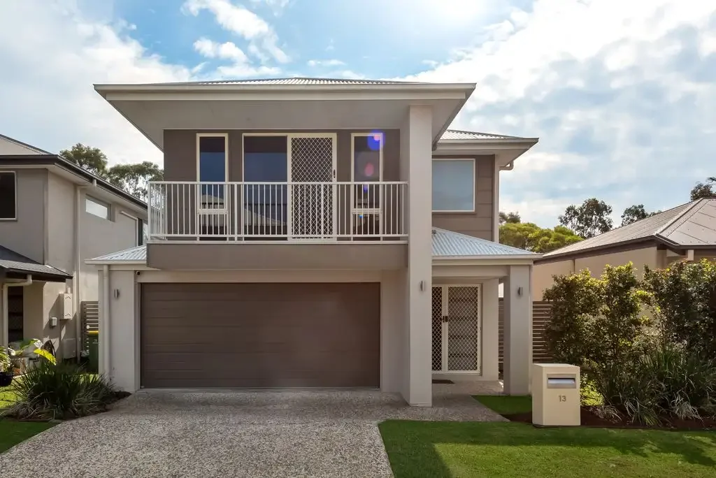 Coomera 4 Slaapkamer Modern Family Living with Bushland Views in the Heart of Genesis Coomera