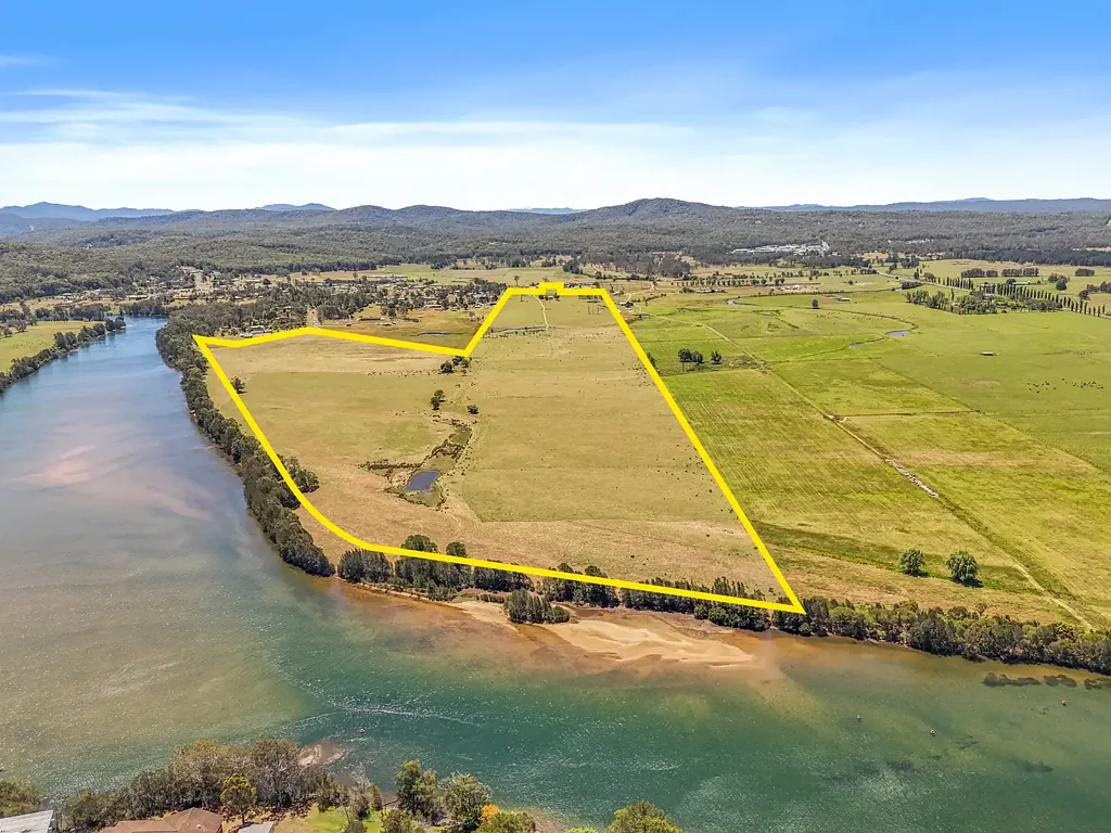 Moruya 4ห้องนอน Mullenderee View - First Time Ever Offered to the Market.