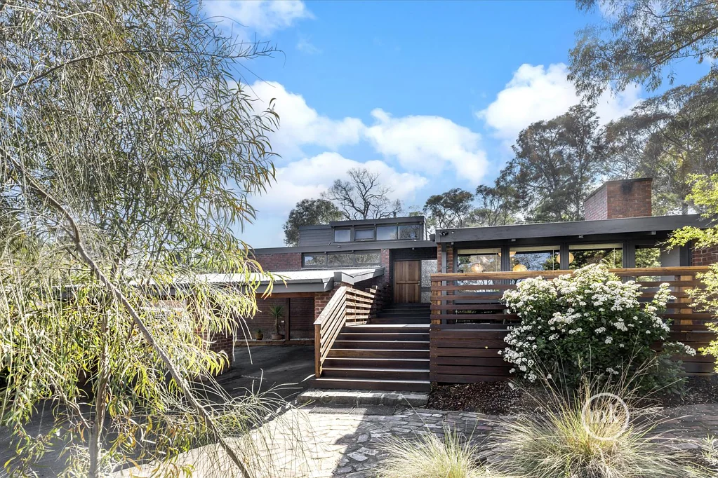 19 Christine Avenue, Eltham, VIC 3095