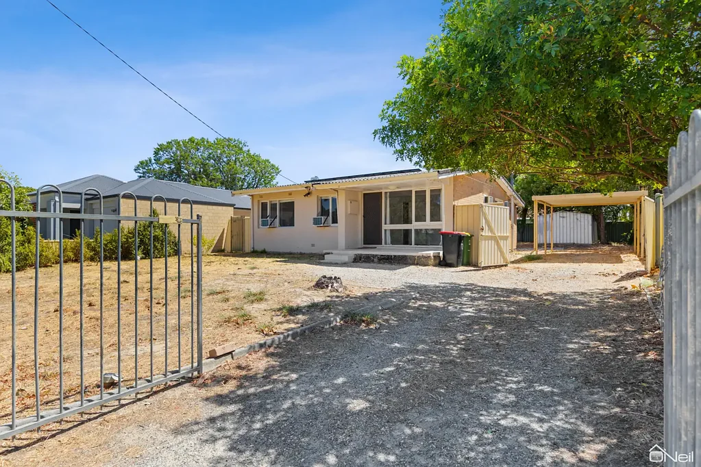 12 Drayton Court, Kelmscott, WA 6111