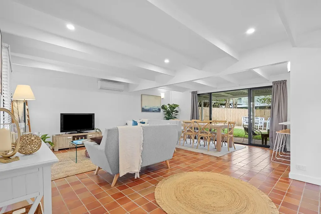 35 Orsova Road, Yeronga, QLD 4104