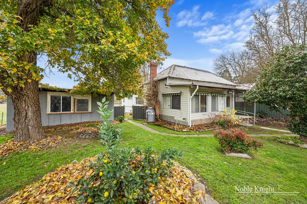 8 Craigie Street, Yea, VIC 3717