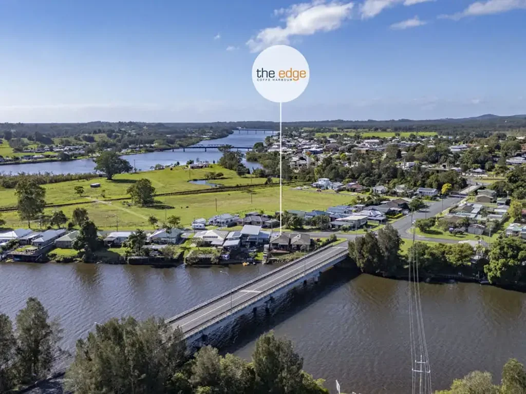 Macksville 3房  One of Macksville's Best Waterfront Properties!