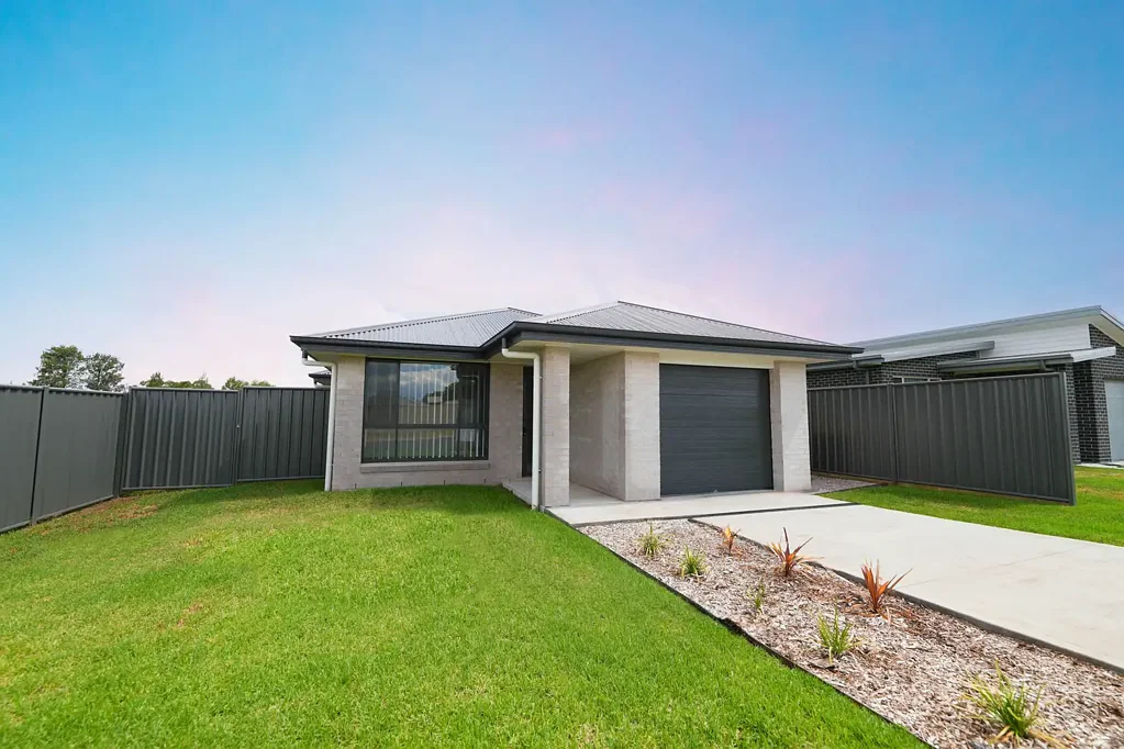 Parkes 4 Bedroom A Brand New Home, Ready For You