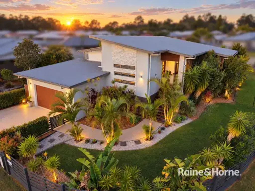 Kingaroy 4બેડરૂમ Designed for Living - Quality, Space & Privacy - Dual street access