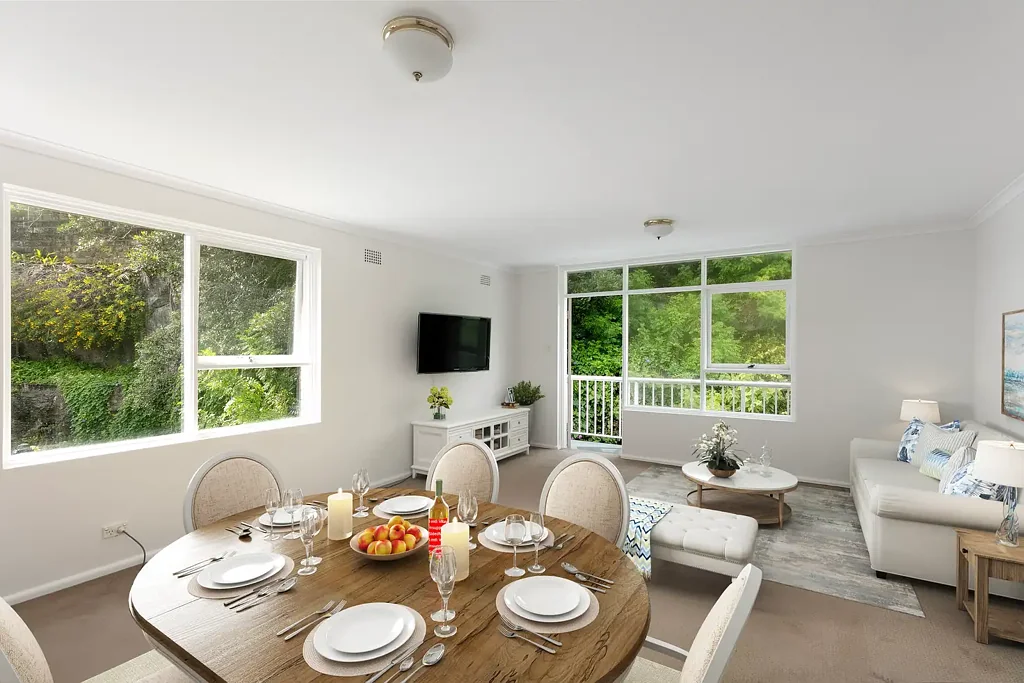 Private Top-Floor Apartment in an Unbeatable Manly Location
