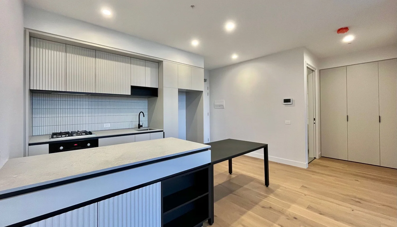 28 Foundation Boulevard, Burwood East, East Melbourne, 1 ਕਮਰੇ, 1 ਬਾਥਰੂਮ, Apartment