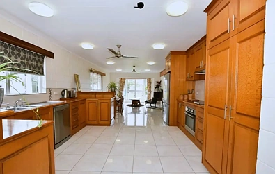Tully 3कमरा A Home Designed Around Family, Space & Entertaining