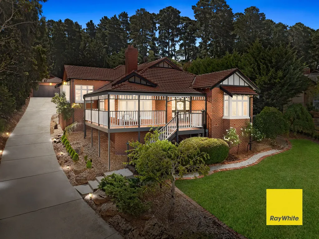 75 Maroong Drive, Research, VIC 3095