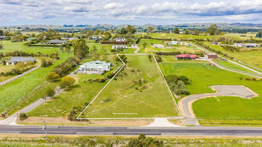 Waipukurau and Surrounds Picturesque, established 5,881m2 section
