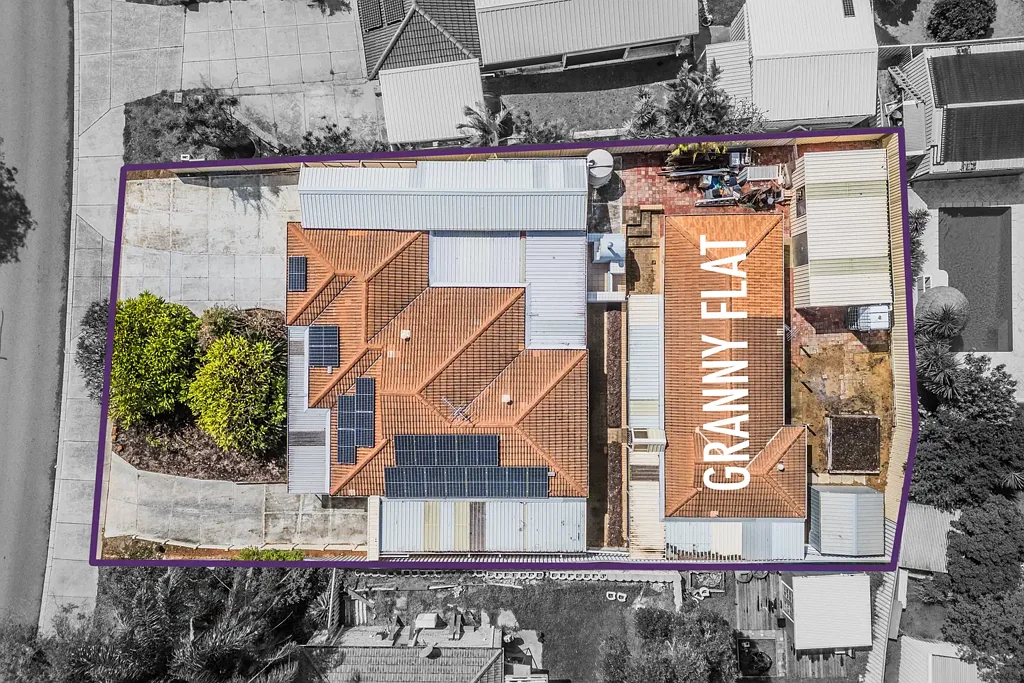 Leda 4ਬੈੱਡਰੂਮ Dual-Living Opportunity with Granny Flat!