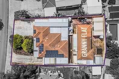 Leda 4कमरा Dual-Living Opportunity with Granny Flat!