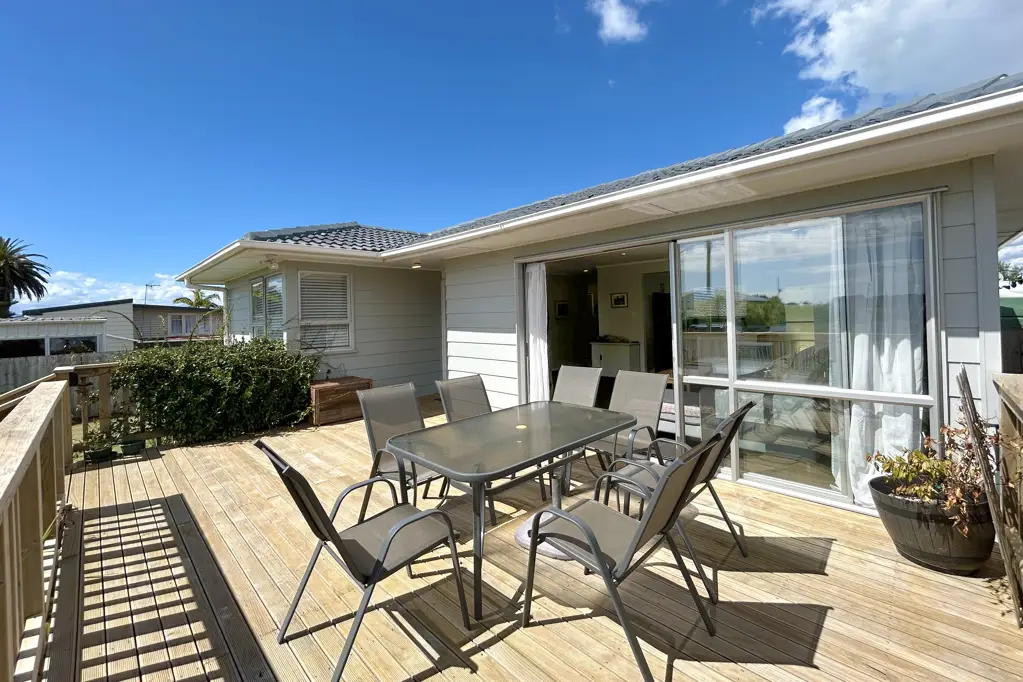 Kaiaua 3Habitaciones Relocated, Renovated & Rentable!