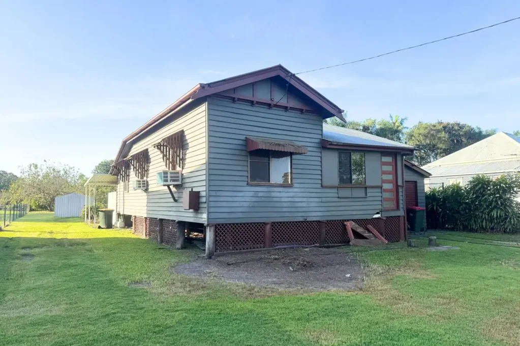 14 Lawrence Street, Bundaberg North, QLD 4670