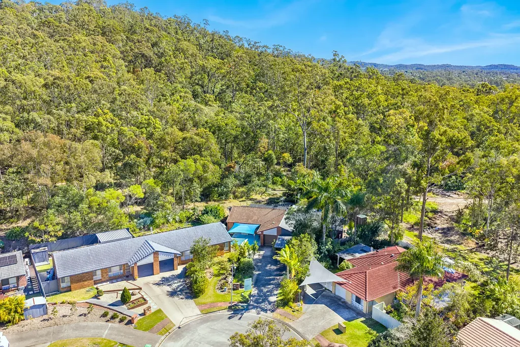 Oxenford 3 Bedroom Low Maintenance Duplex In Prime Position!