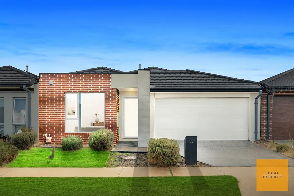 77 Adelong Boulevard, Cobblebank, VIC 3338