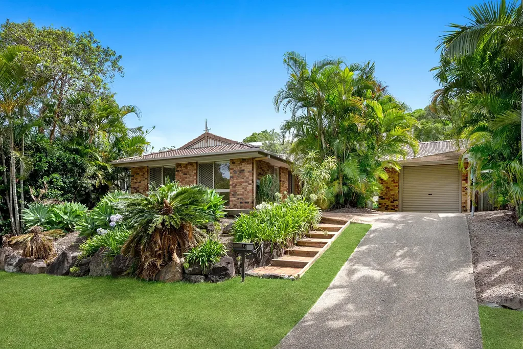 Light-Filled Family Home in Prime Location!