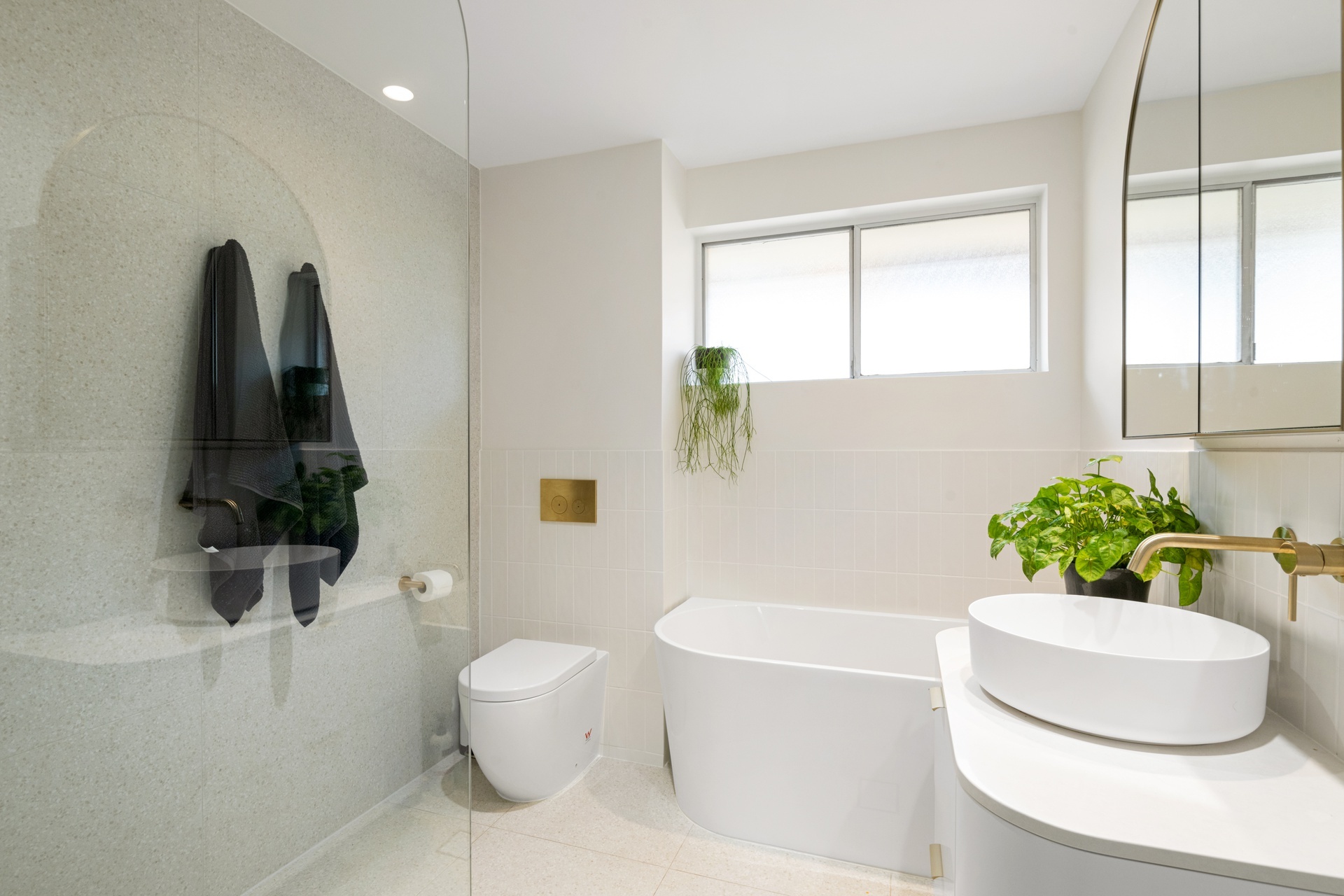 UNIT 15 1 RAMSAY ST, COLLAROY NSW 2097, 0部屋, 0バスルーム, Unit