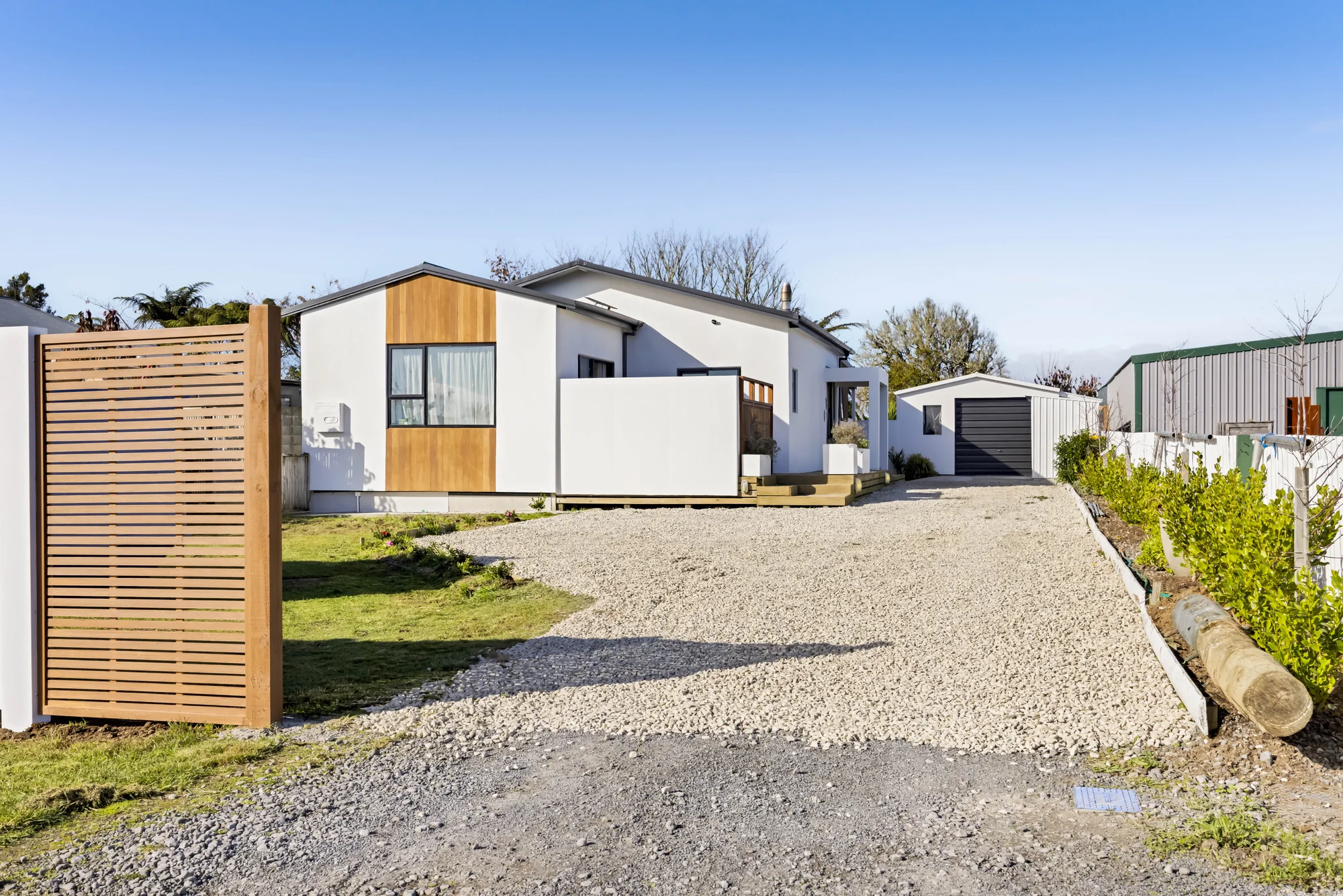 Inglewood 3غرفة نوم A Contemporary Retreat offers Comfort and Style