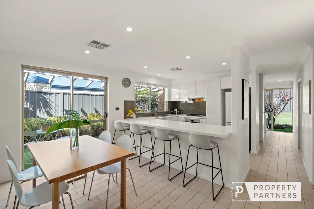 11A Clifton Street, Scarborough, WA 6019