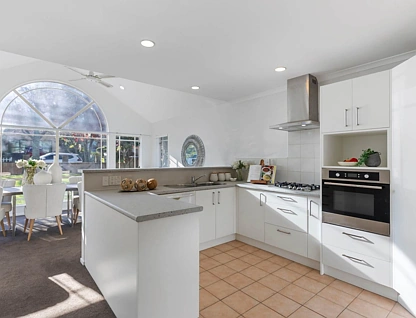2 Te Hoe Grove, Pinehill, North Shore City, 5 રૂમ, 2 બાથરૂમ, House