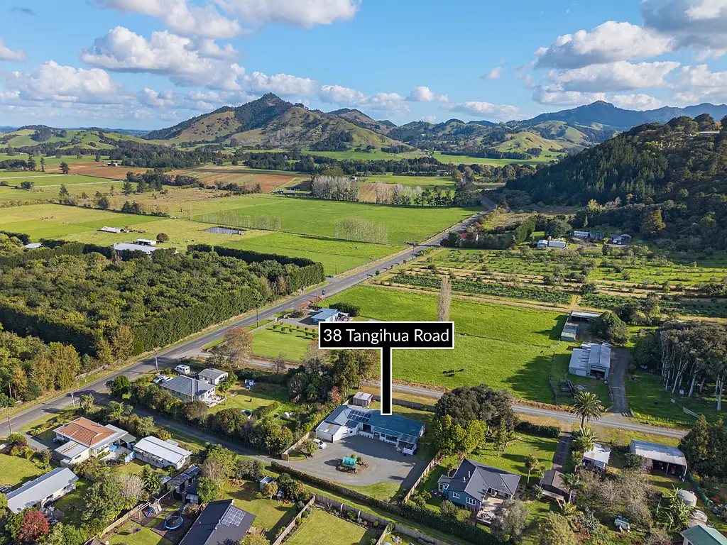Maungakaramea 4Kwarto One Plus One Equals Two!