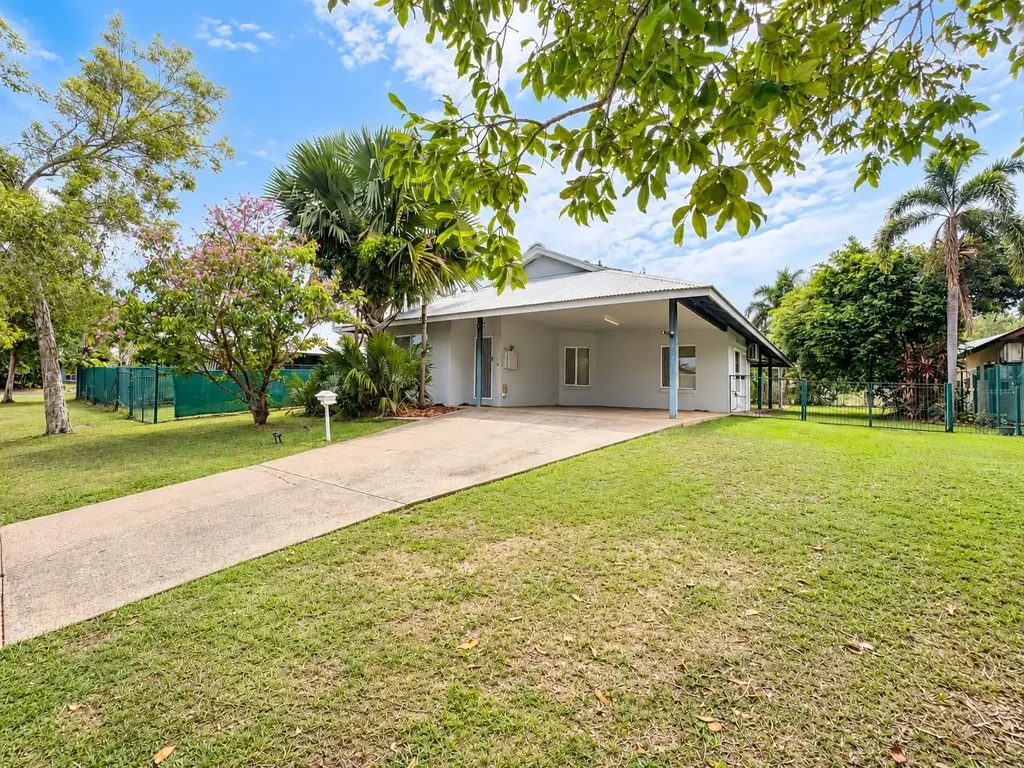 Space. Comfort. Family Living in Gunn.