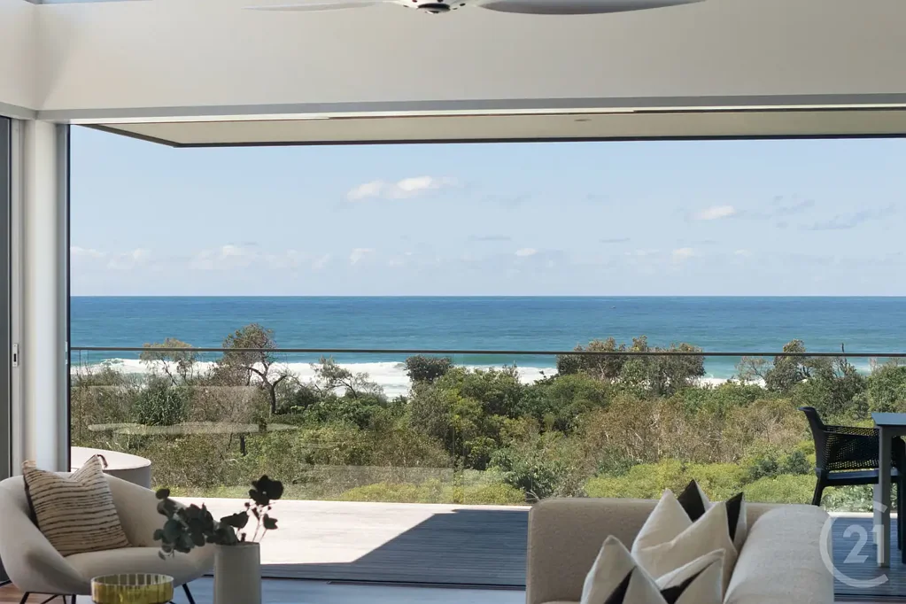 Peregian Beach 3房  The Perfect Beachside Trinity – Beachfront, Views And Proximity To Peregian Beach Village