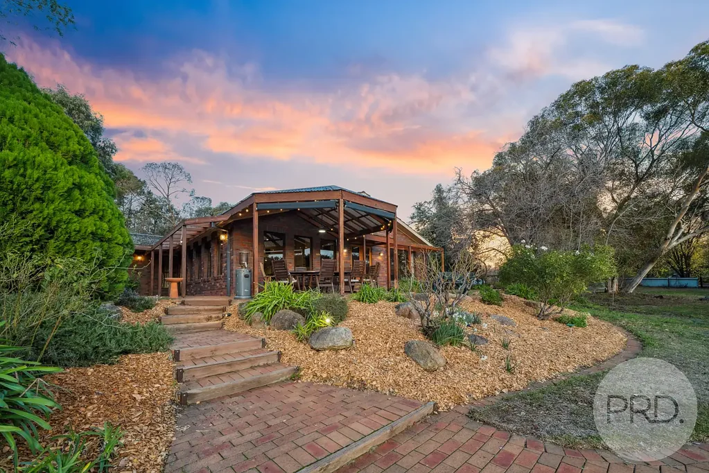 Lake Albert 5Moenga Lifestyle Living so Close to Town - A Rare Lifestyle Opportunity
