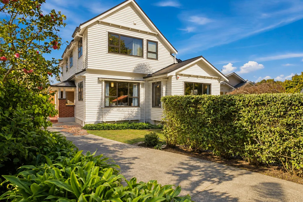 Woburn 5ਬੈੱਡਰੂਮ Spacious family living in the heart of Woburn