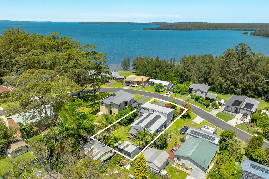 Spacious 4-Bedroom Home in Tranquil Basin View