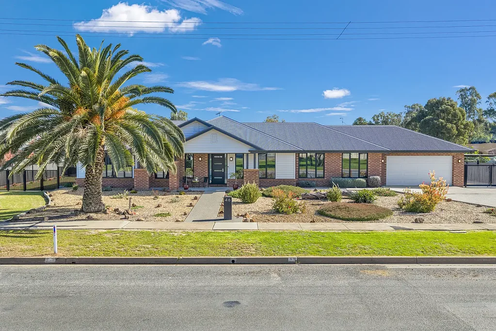 Barham 6房  2,022m² Lifestyle Compound | Contemporary Residence | Massive Workshop + Studio | Sparkling Pool | Prime Murray River Precinct