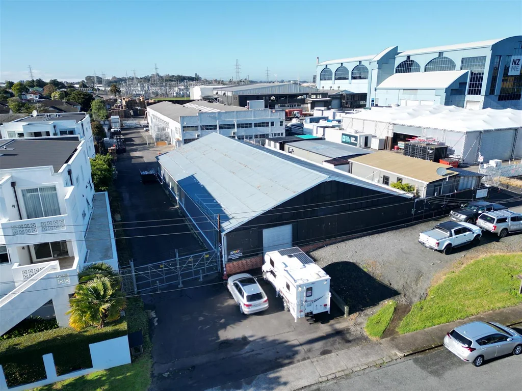 Ellerslie  Functional Warehouse + Secure Yard