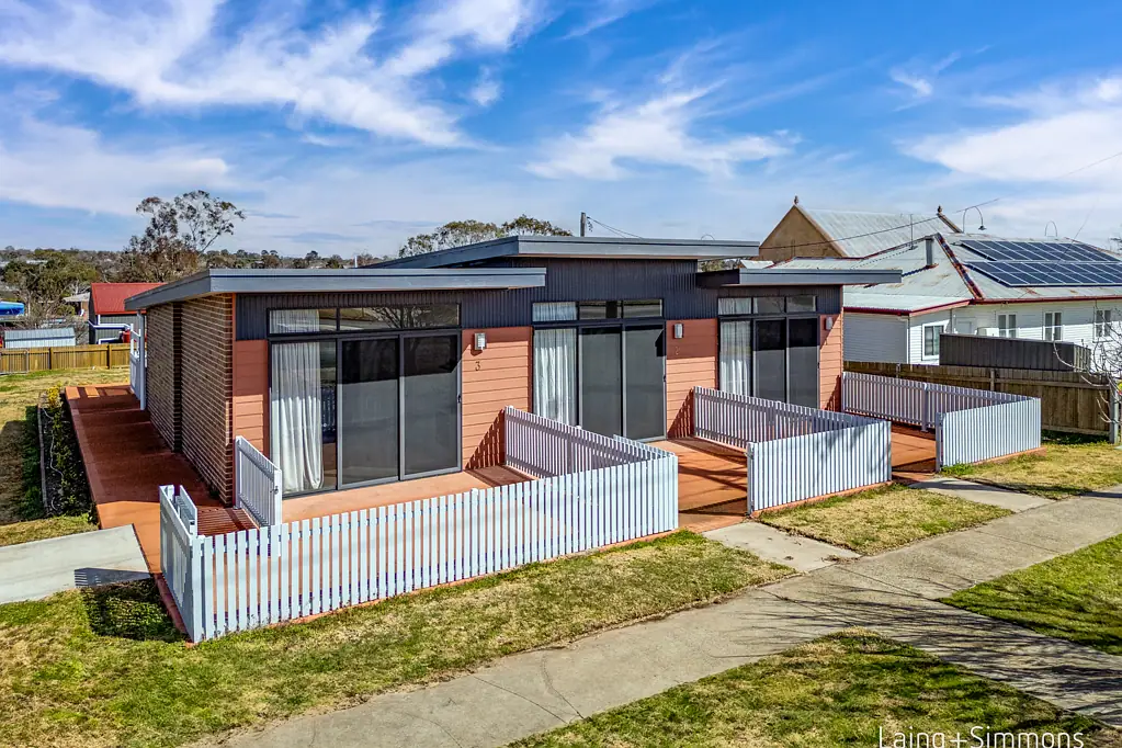 Uralla 3 Bedroom Huge Investment Opportunity In Uralla's Centre