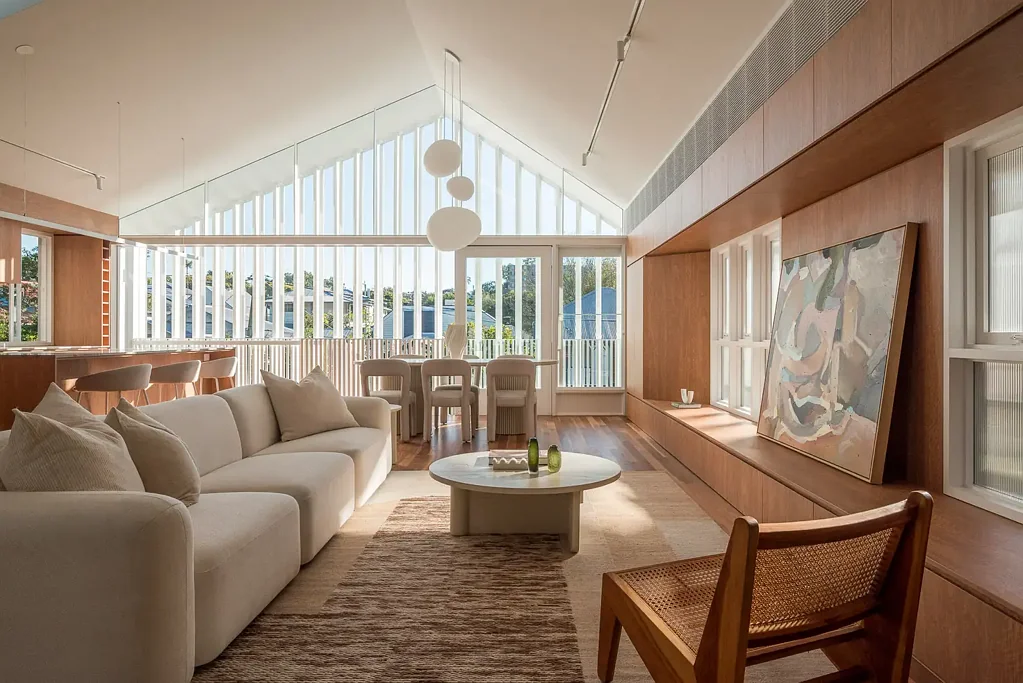 West End 4ਬੈੱਡਰੂਮ A Sculptural West End Residence by Refresh Studio*
